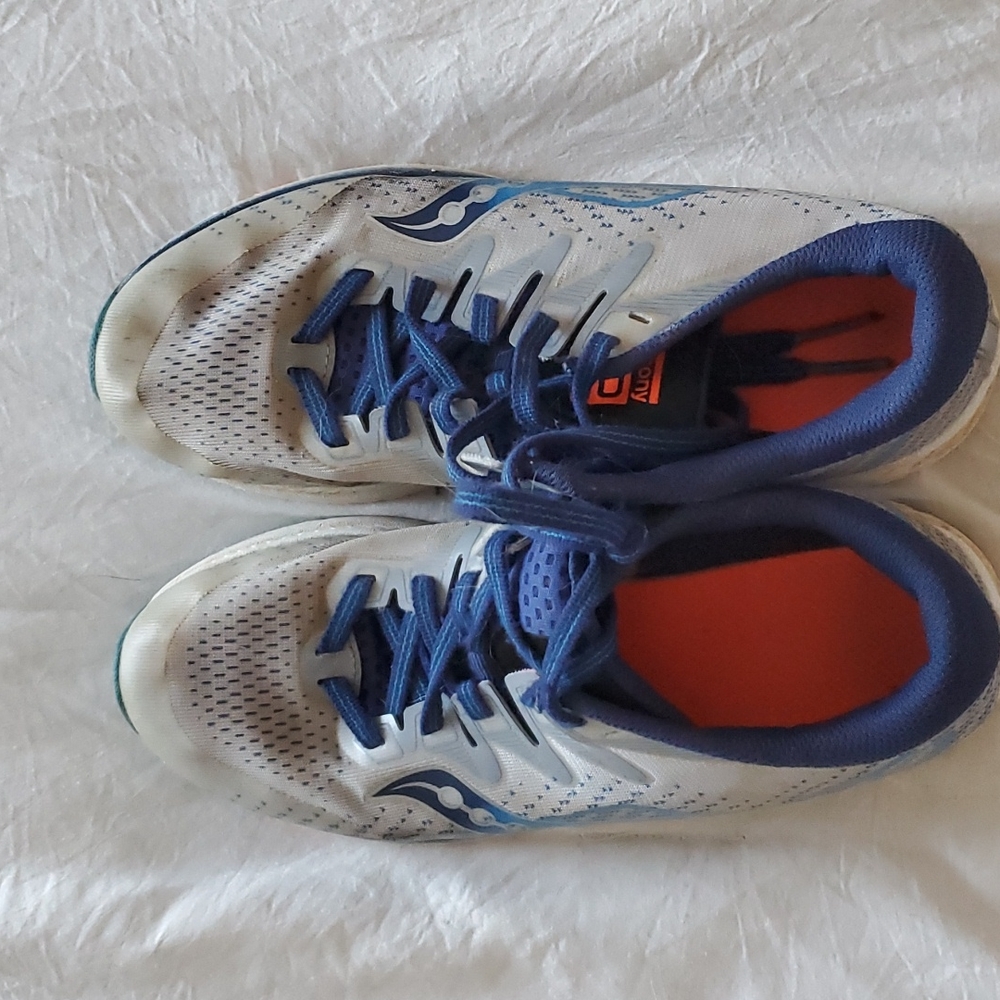 Boys shoes